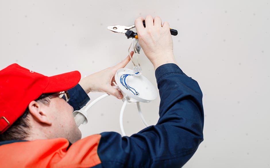 électricien de maintenance Saint-Maurice
